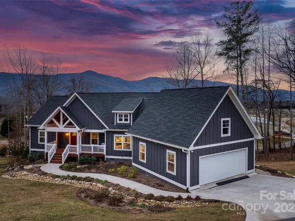 116 Whispering Wind Dr, Black Mountain, NC 28711
