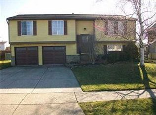 33 Crofton Dr, West Seneca, NY 14224