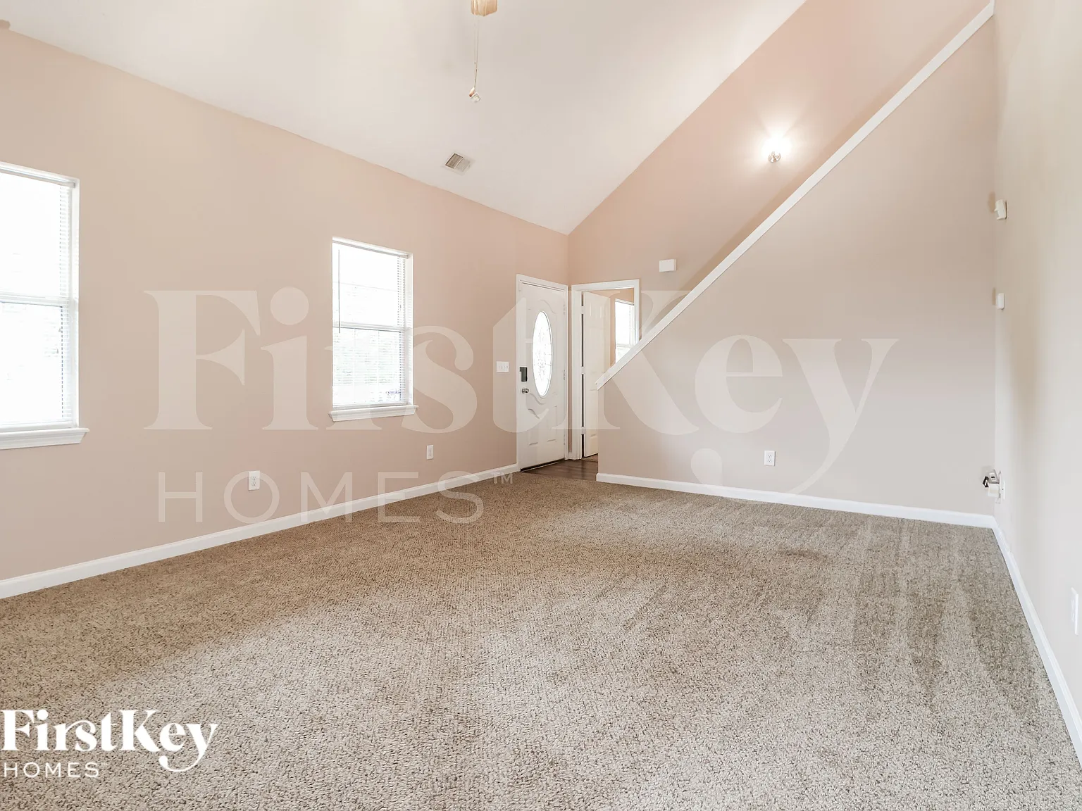 3 bed, 2.0 bath, 1584 sqft, $2,185 — Photo 3