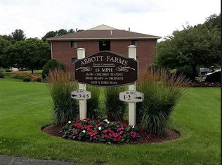 234 Abbott Farm Ln, Hudson, NH 03051