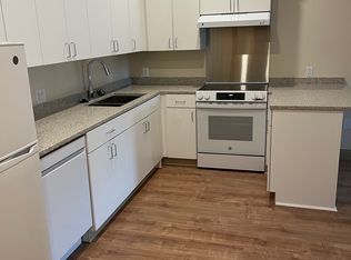 931 Main St #5, Walpole, MA 02081