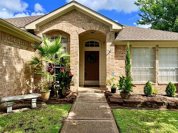 3rd image of 12002 Viola Ct