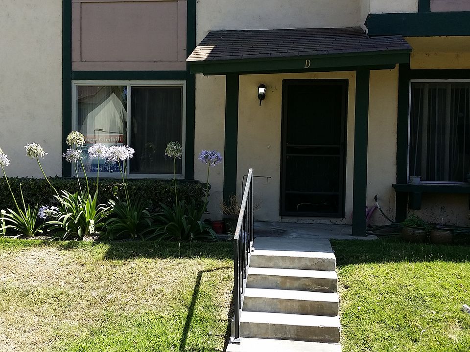 1st image of 1714 N Oak Knoll Dr APT D