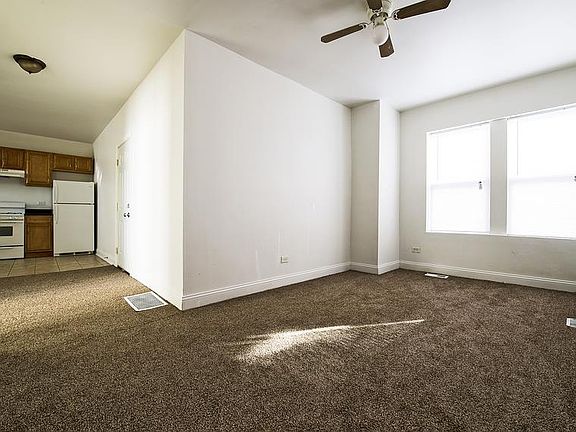 4th image of 310 N Menard Ave #316-5