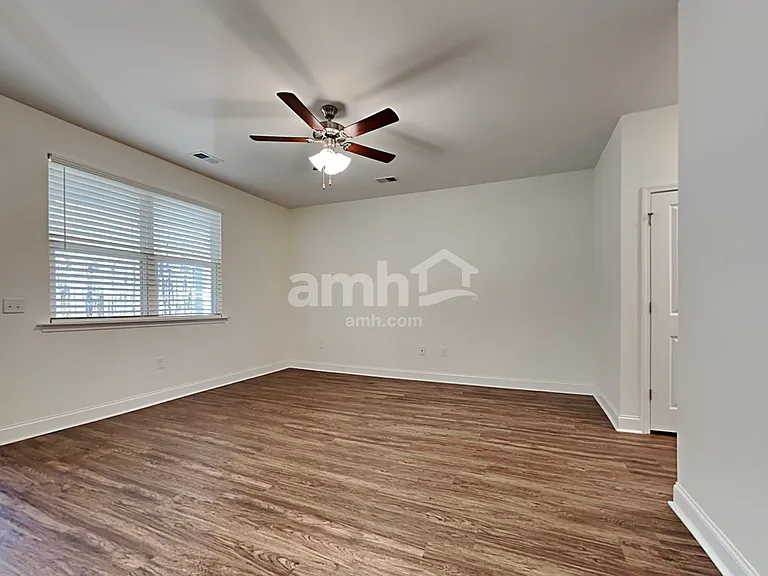 408 Ronter Ct — Photo 8