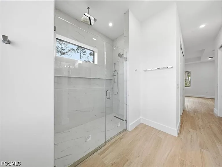 6125 Hershey Ave — Photo 8