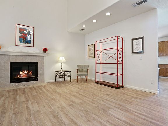 4th image of 9821 Deep Water Ln