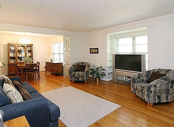 2nd image of 6104 Hollis Ave