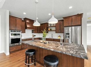 121 Gassman Rd, Castle Rock, WA 98611