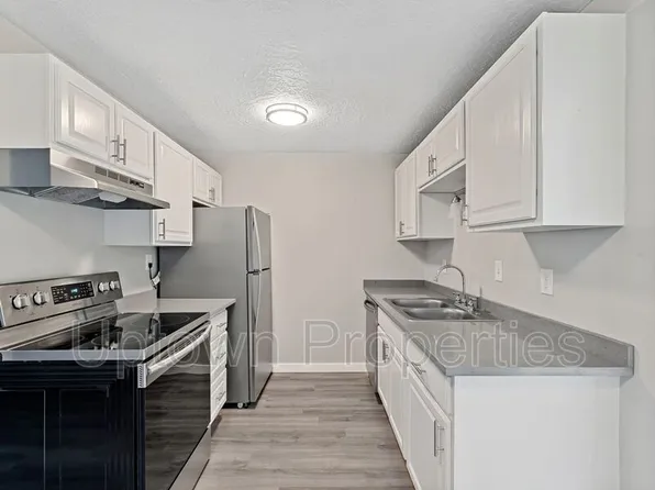 6836 N Richmond Ave, Portland, OR 97203