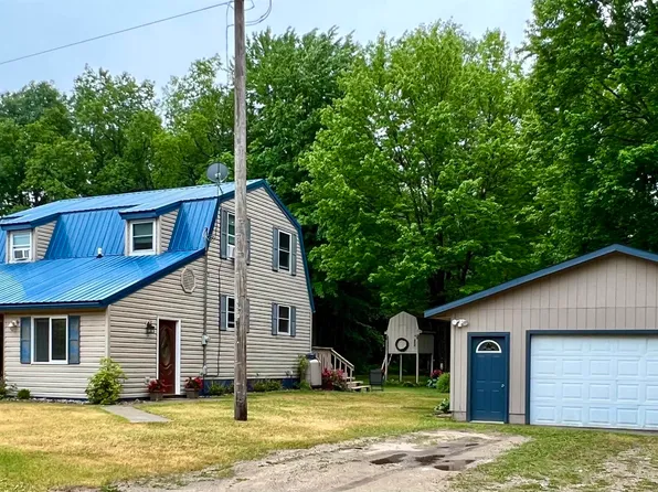 1160 E 40 1/2 Rd, Cadillac, MI 49601