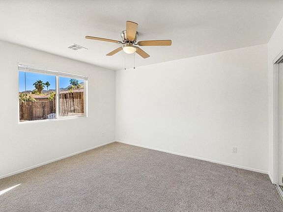 3rd image of 51850 Avenida Vallejo