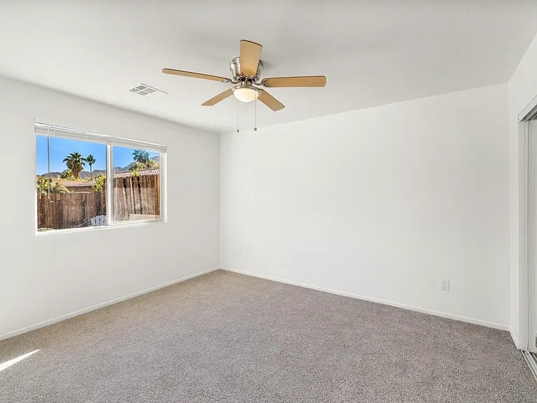 51850 Avenida Vallejo — Photo 3