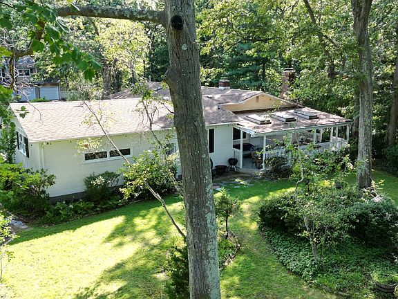 4th image of 53 Dogwood Ln