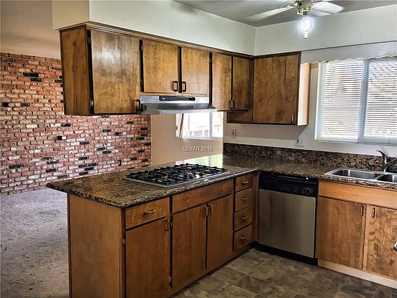 2nd image of 5218 Stampa Ave