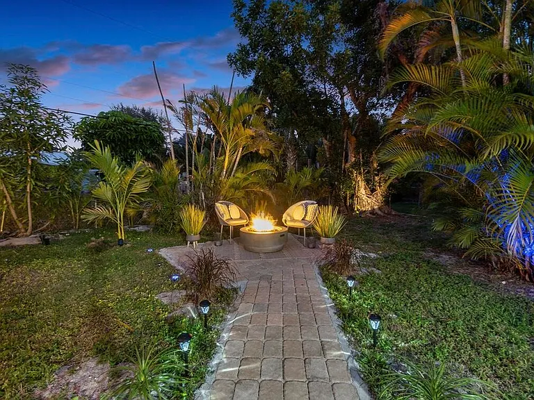 727 S Lake Dr — Photo 19