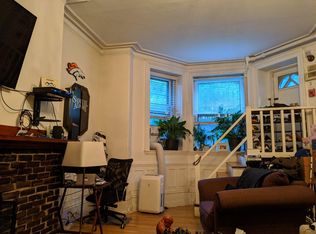 123 Commonwealth Ave APT 1, Boston, MA 02116