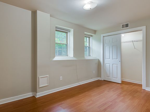 Huge bedroom
