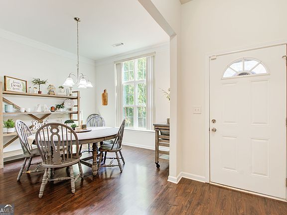 5th image of 190 Pebble Creek Dr
