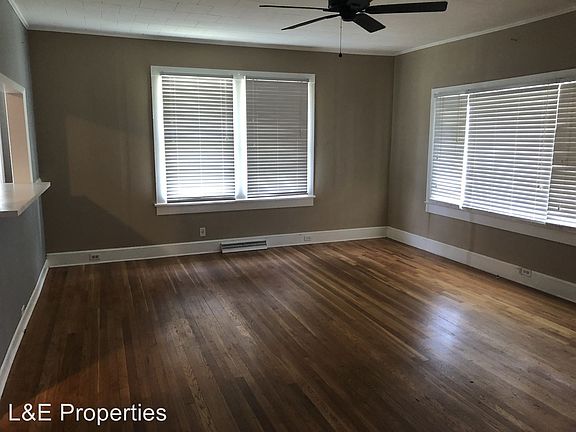 3rd image of 601 S Dalton St