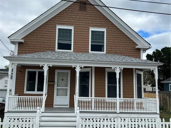 11 Martin St, Warren, RI 02885