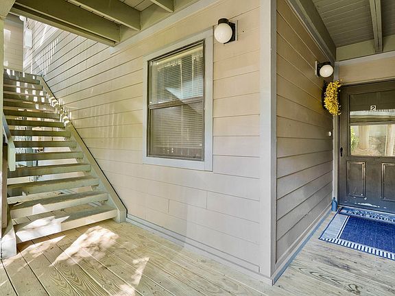 2nd image of 5 Treehouse Lane #2