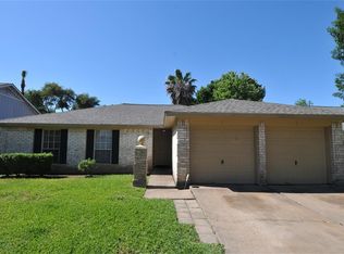 17915 Autumn Hills Dr, Houston, TX 77084