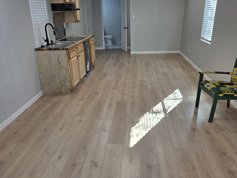 1629 Netherwood Ave #1A — Photo 1