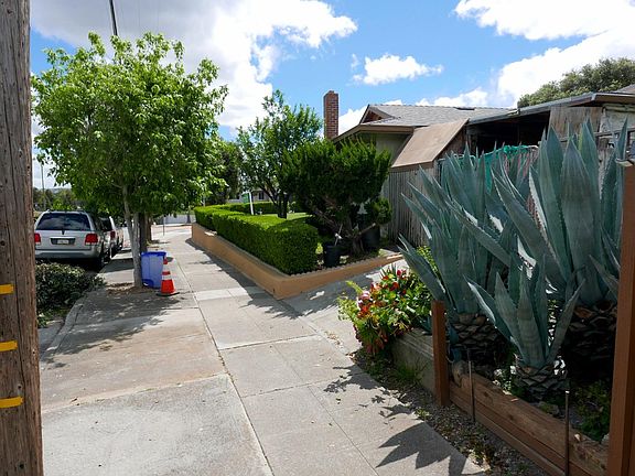 2nd image of 617 Savstrom Way