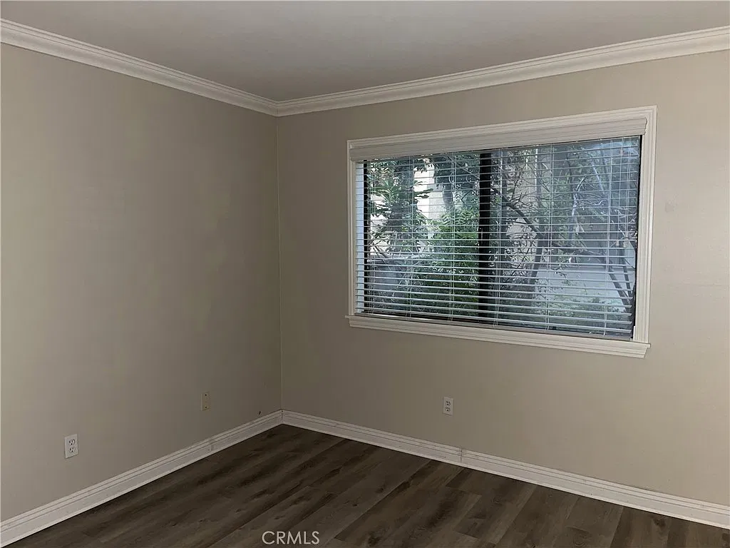 1 bed, 810 sqft, $1,200 — Photo 2