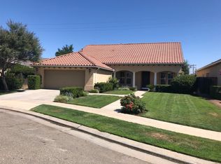 3211 Serena Ave, Clovis, CA