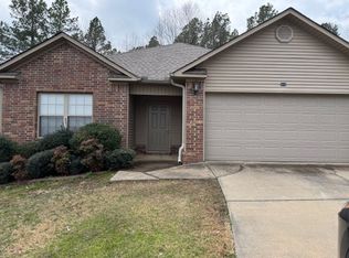 946 James Madison Dr, Benton, AR 72019