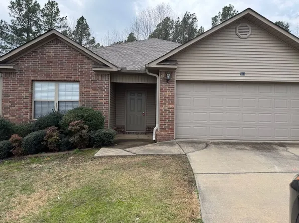 946 James Madison Dr, Benton, AR 72019