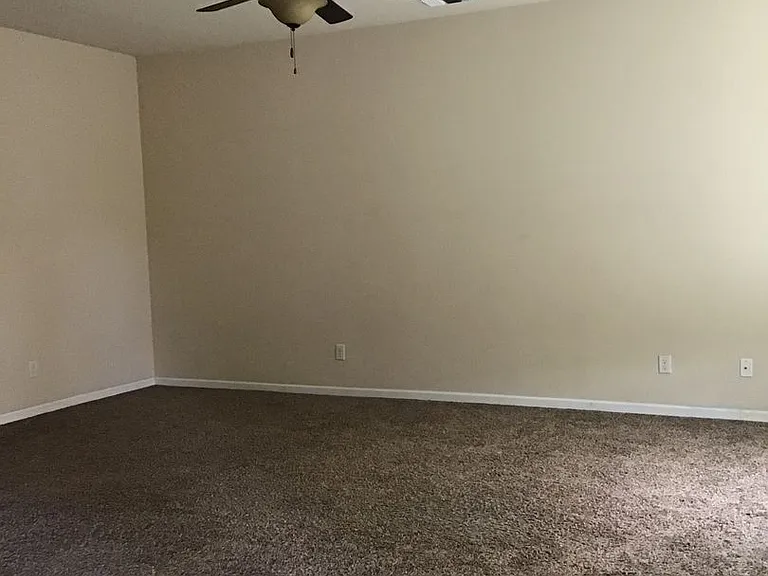 5635 Meadow Brook Way — Photo 8