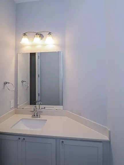 4311 Fall Blossom Dr — Photo 10