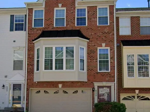 6355 Regal Oak Dr, Springfield, VA 22152