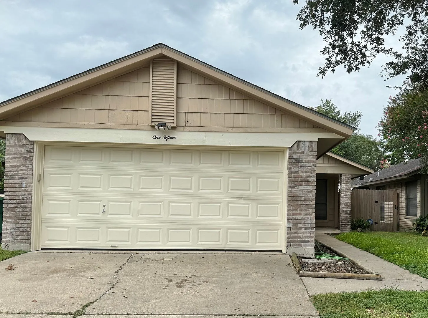Garden home in Tangerine subdivision — Photo 1