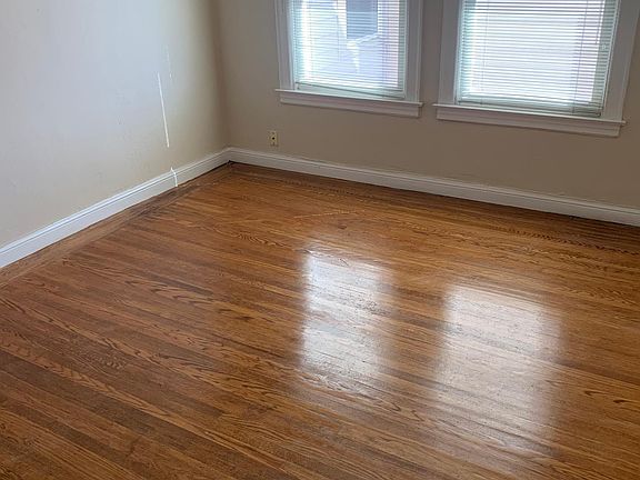 4th image of 4115 Lincoln Way #7