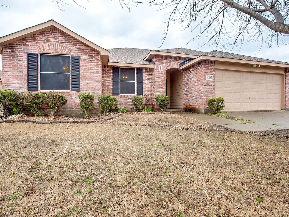 1st image of 2923 Reata Dr