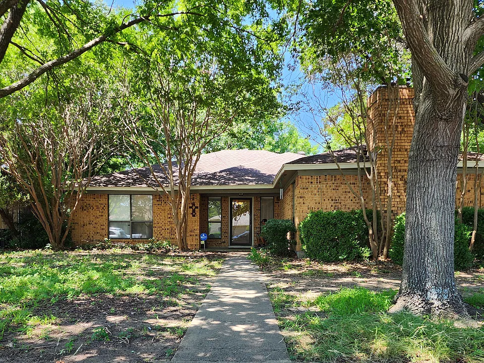 310 E Apollo Rd