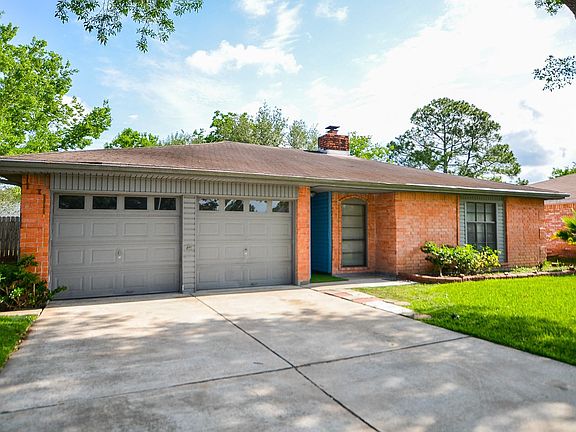 2nd image of 11514 Montverde Ln