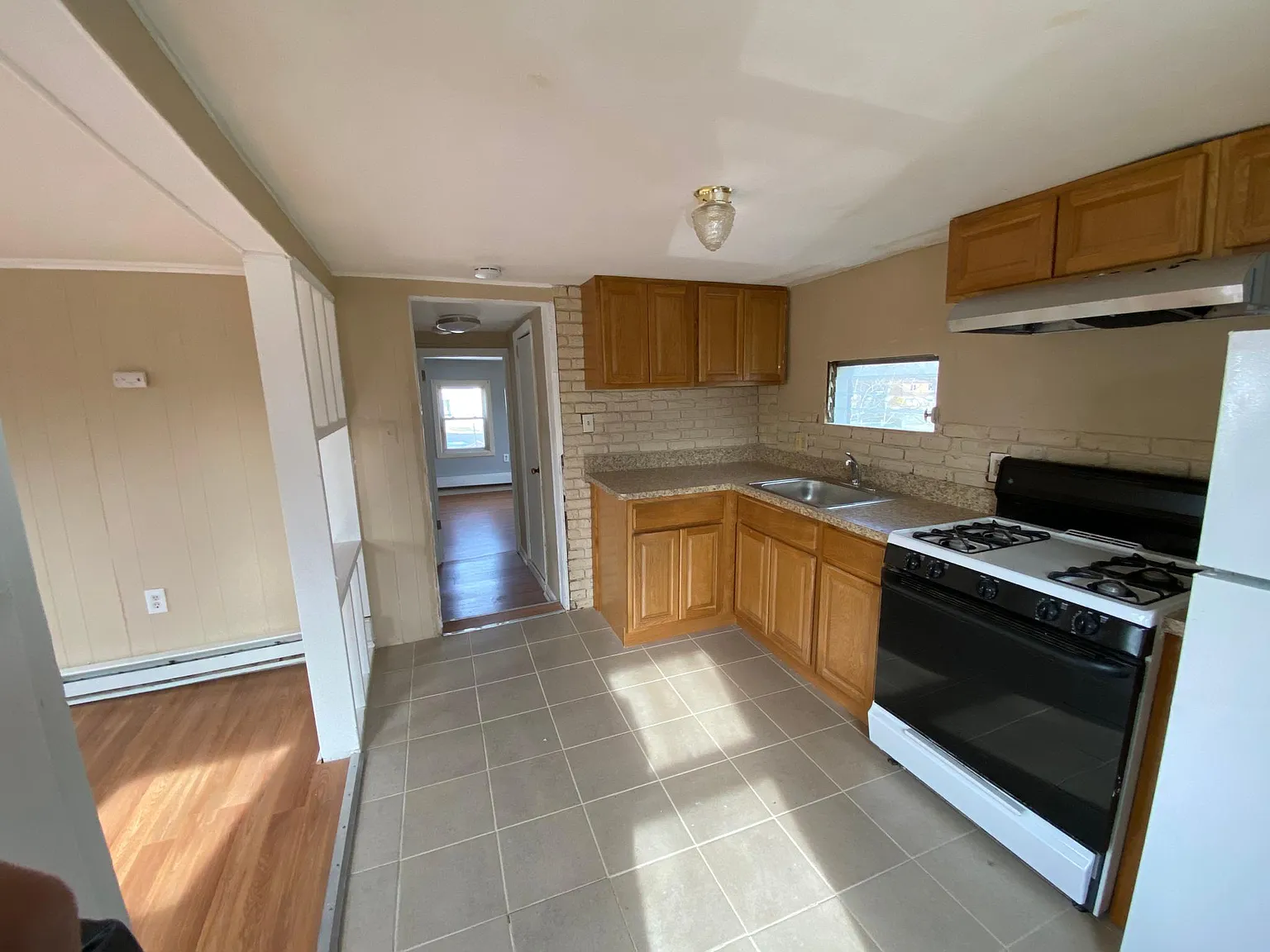 121 Marine St — Photo 1