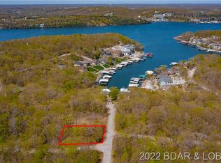 324 Oak Dr, Sunrise Beach, MO 65079