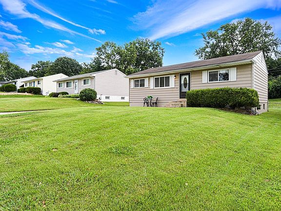 4th image of 324 Malone Dr