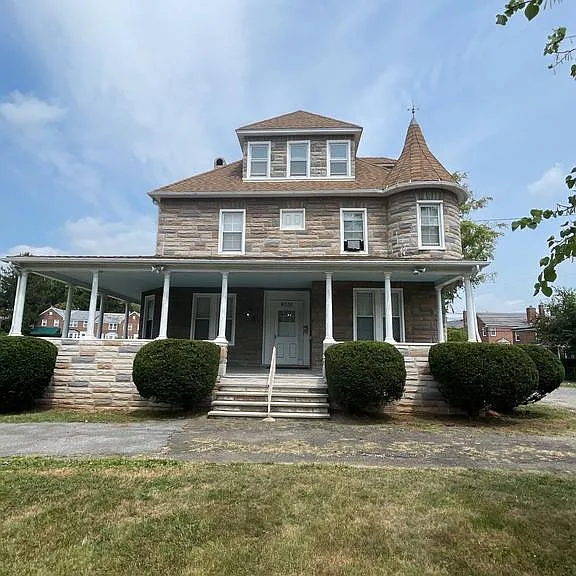 6036 Edmondson Ave — Photo 1