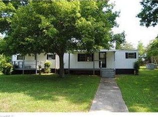 3481 Old Mountain Rd, Trinity, NC 27370