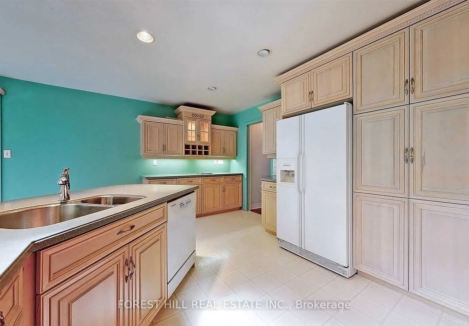 4 bed, $5,099 — Photo 4
