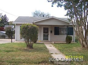 2nd image of 547 S Magnolia Ave