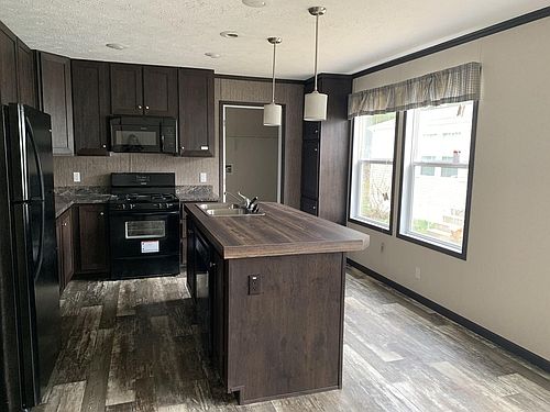 2nd image of 14494 Trillium Cir