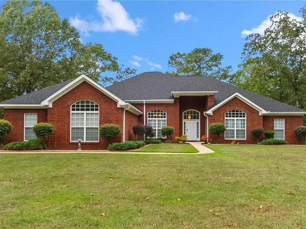 14804 Watercrest Dr, Northport, AL 35475